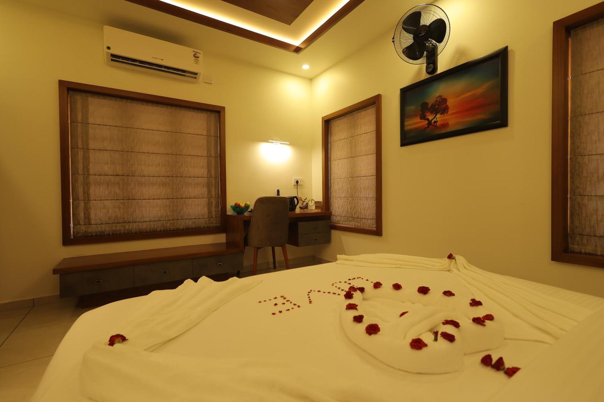 Tatvaura Resort Wayanad Padinjarathara 外观 照片